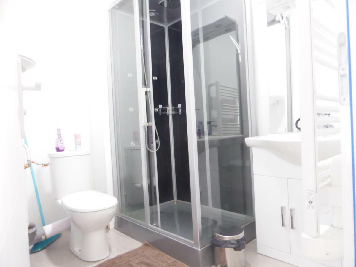 Le Victor Hugo Apartment Aix-les-Bains Luaran gambar